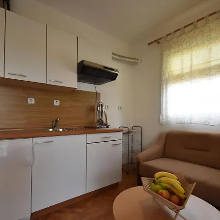 Spacious In With Garden Appartement *